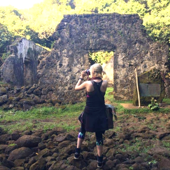 Meet your Posher, CJ - Picture 3 of 4